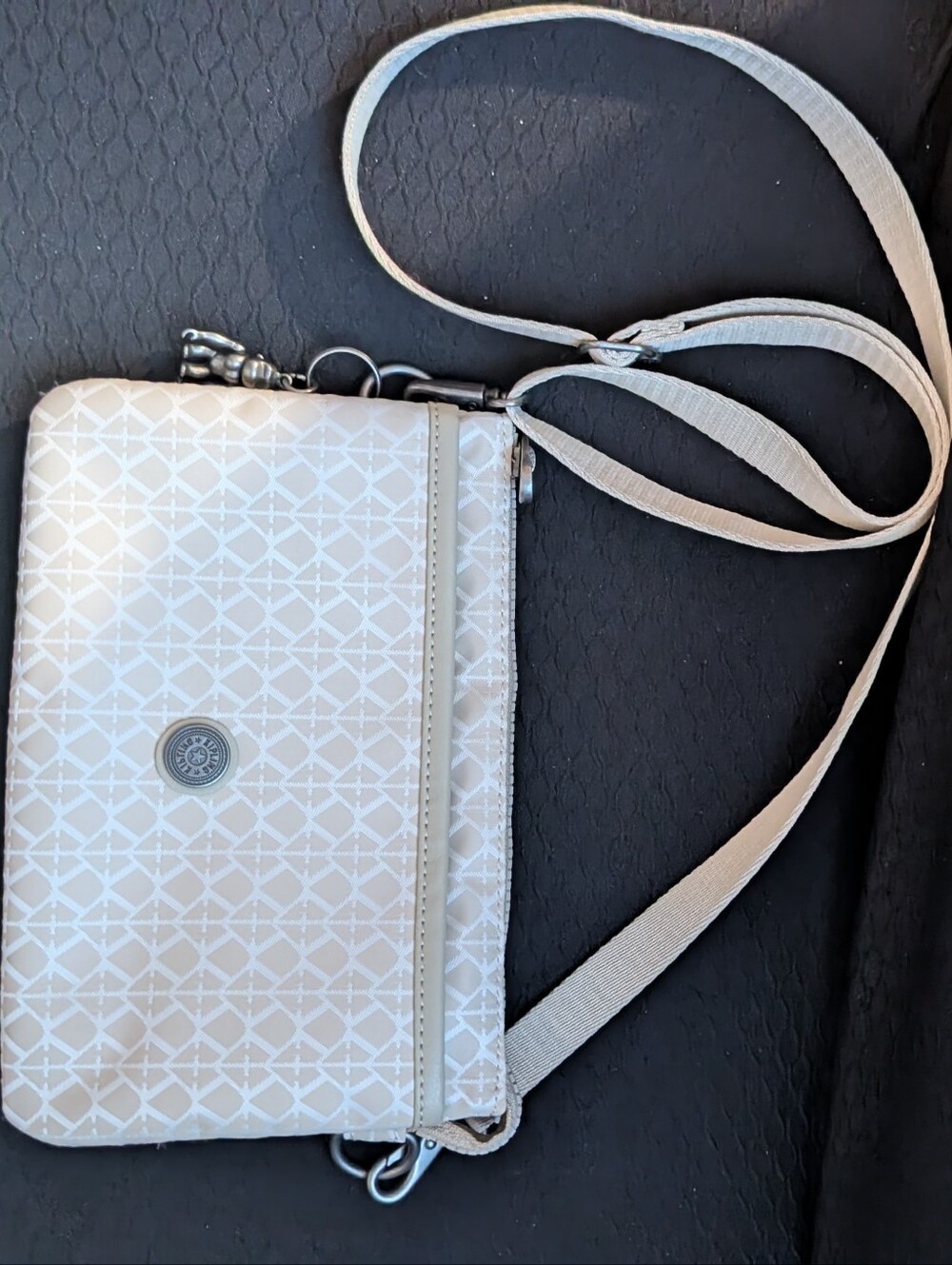Kipling Light Beige Crossbody Bag with Geometric Print